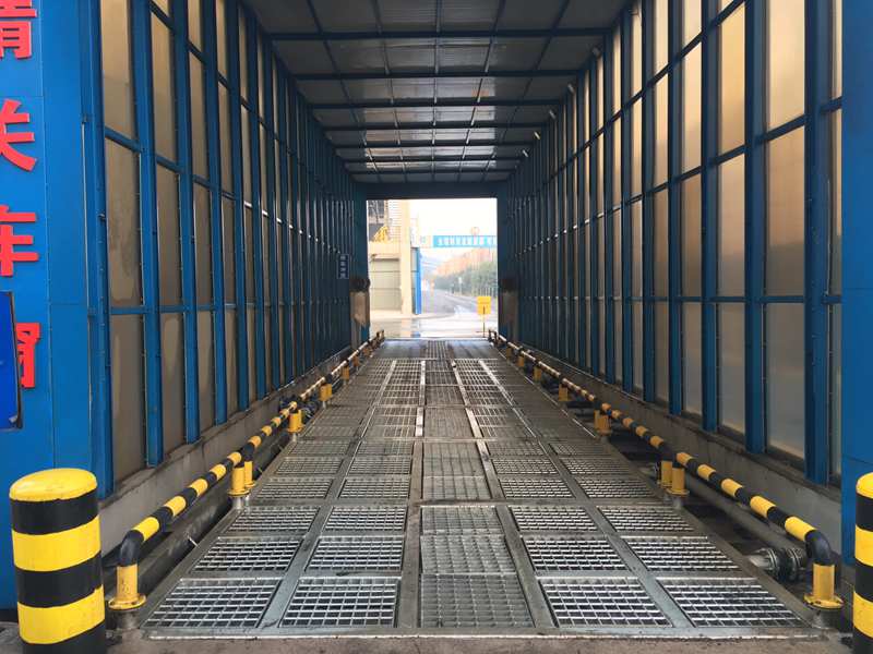 全自動龍門洗輪通道-新峰水泥廠工程洗車機安裝完成